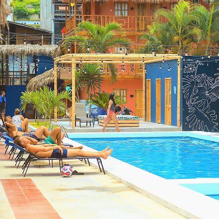 Slumber Party Montanita Hotel Exterior photo